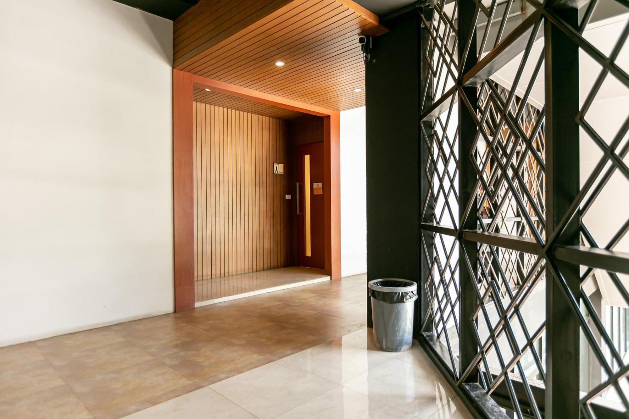 The Bedrooms Hostel Pattaya Zewnętrze zdjęcie