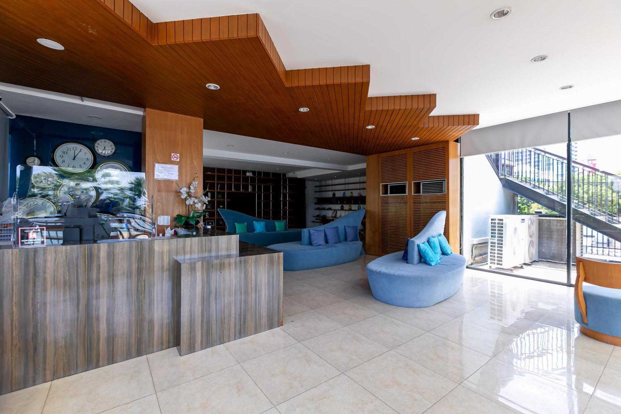 The Bedrooms Hostel Pattaya Zewnętrze zdjęcie